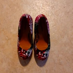 Floral wedges! Work only 4 times. Very stylish!🌸